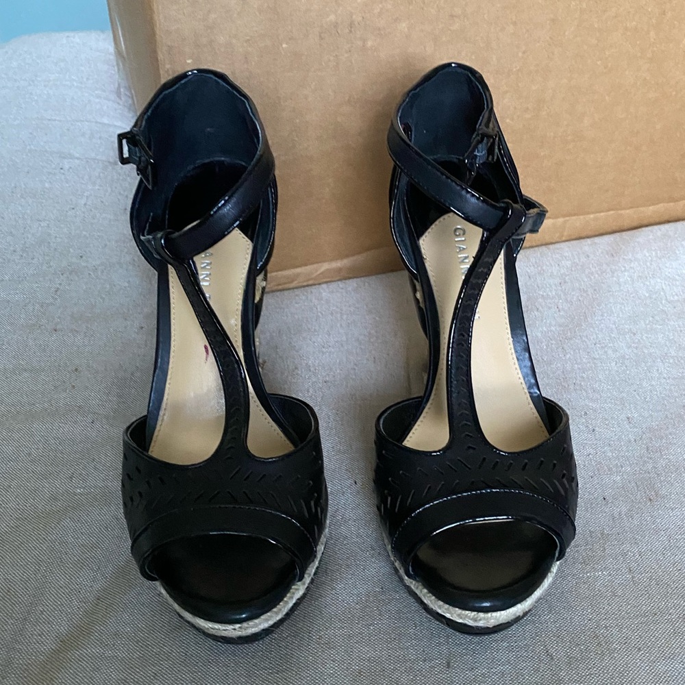 Gianni Bini Black Wedges Size 9